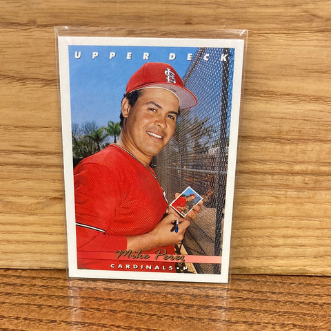 Mike Perez(1993) Upper Deck #204