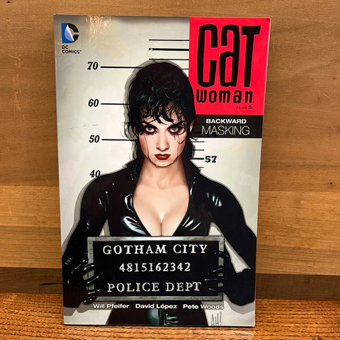 Catwoman Vol 5: Backward Masking