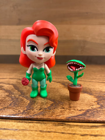 Poison Ivy: DC Super Heroes
