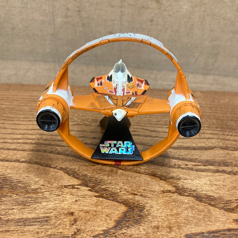Saesee Tiin's Jedi Starfighter w/Hyperspace Ring)
