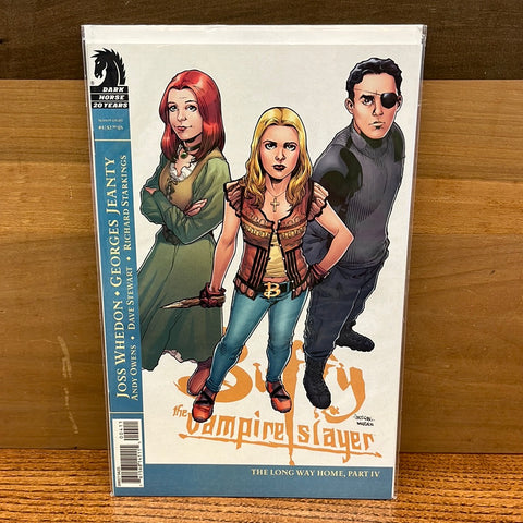 Buffy The Vampire Slayer #4(Variant)