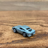 Aston Martin DB5: James Bond