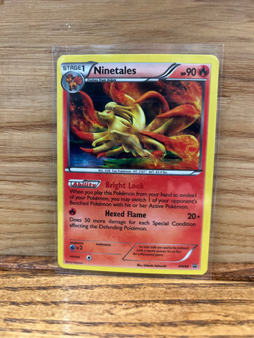 Ninetales(Cosmos Holo)