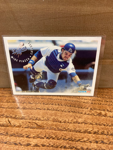 Mike Piazza(1994) Fleer #20