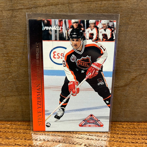 Steve Yzerman(1993) Pinnacle #36