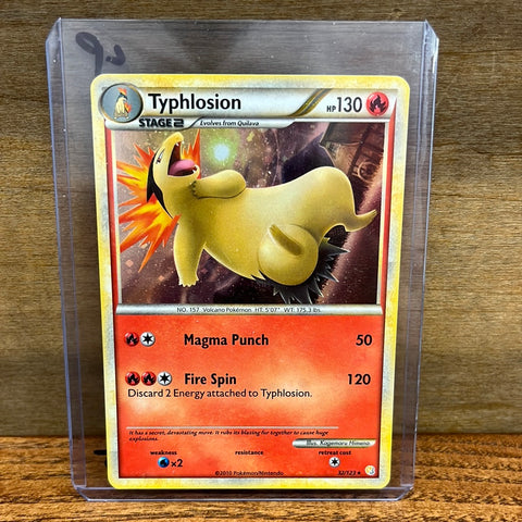 Typhlosion(Cosmos Holo)