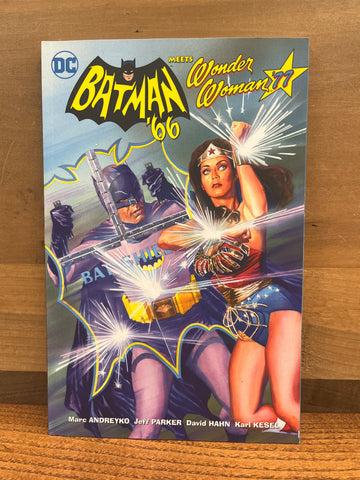 Batman 66 Meets Wonder Woman 77