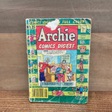 Archie Comics Digest #25