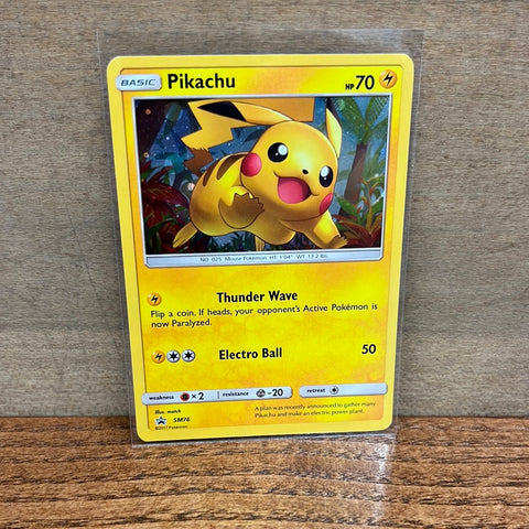 Pikachu(Holo)