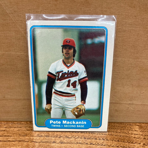 Pete Mackanin(1982) Fleer #556