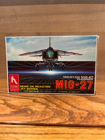 Mikoyan MIG-27 Flogger 1:144