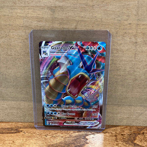 Gyarados Vmax