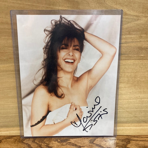 Marina Sirtis(Counselor Deanna Troi) Signed 8x10
