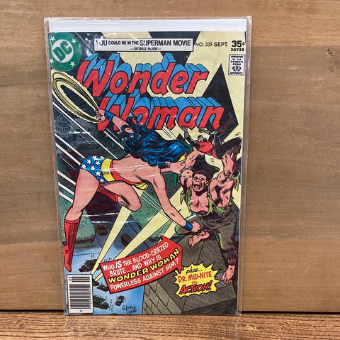 Wonder Woman #235