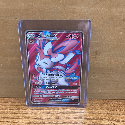 Sylveon GX(Full Art)
