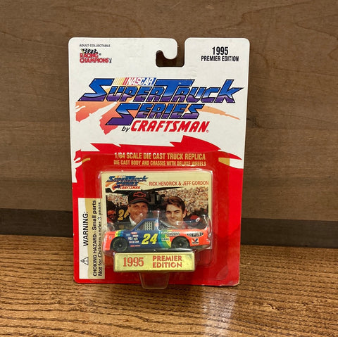 Jeff Gordon #24 1:64 Dupont(Truck)