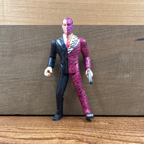 Harvey Dent(AKA Two Face)(1995)