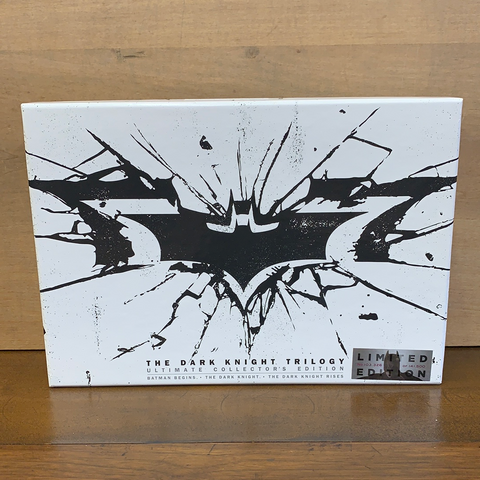 The Dark Knight Trilogy: Ultimate Collector's Edition(Limited Edition)