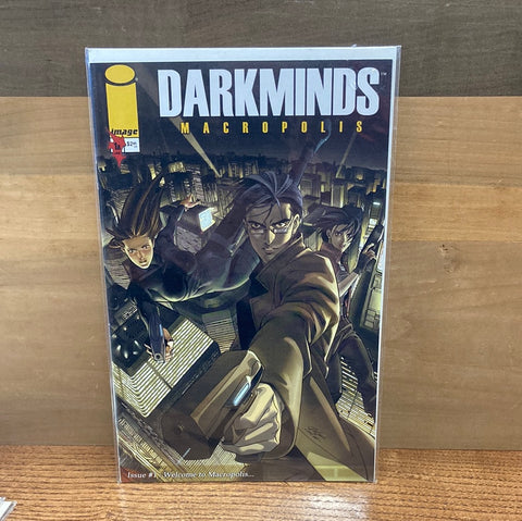 Dark Minds: Macropolis #1