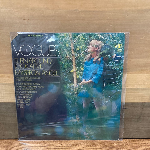 Turn Around, Look at Me: The Vogues