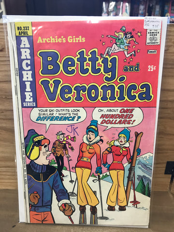 Betty & Veronica 232