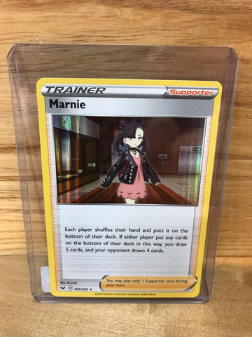 Marnie(Holo Rare)