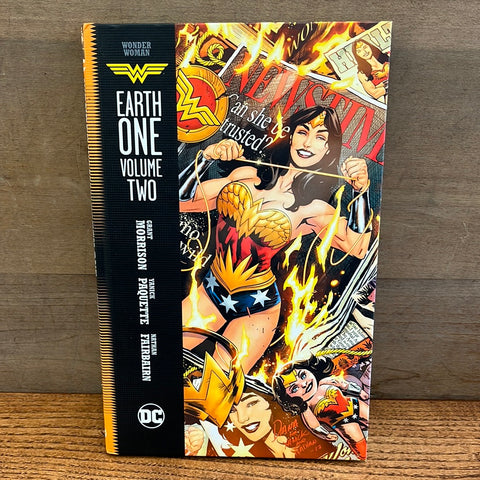Wonder Woman Earth One Vol 2