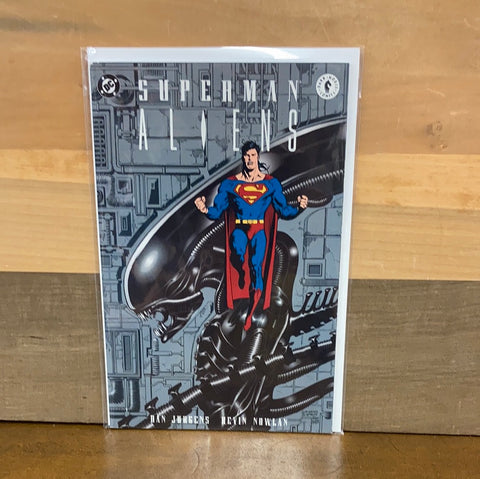 Superman/Aliens
