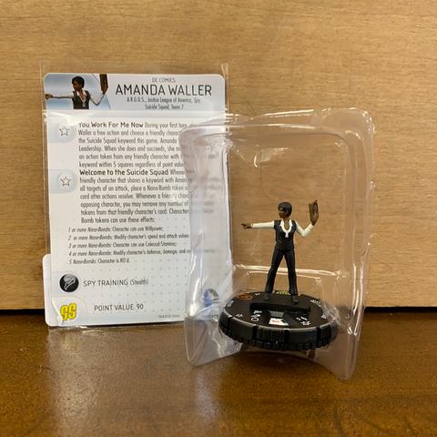 Amanda Waller #D15-014