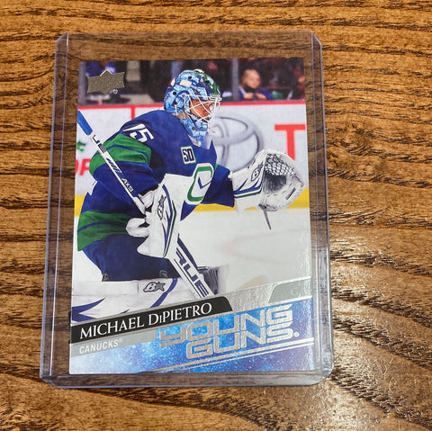 Michael DiPietro(2020-21) Young Guns #206