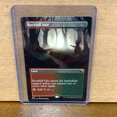 Rockfall Vale(Borderless)