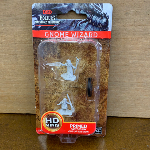 Nolzur's Marvelous Miniatures: Gnome Wizard(Female)