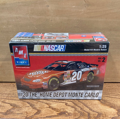 Tony Stewart #20 1:25 Scale Model Kit