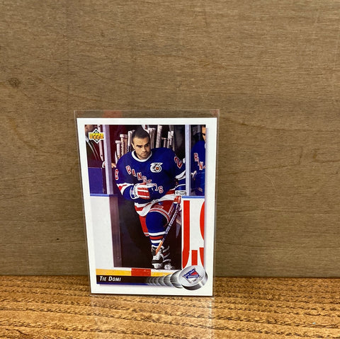 Tie Domi