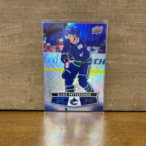 Elias Pettersson(2021-22) Base #113