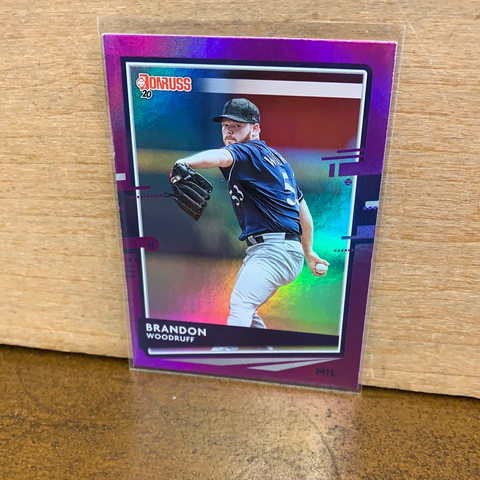 Brandon Woodruff: Milwaukee Brewers(2020) Donruss "Holo Purple" #135