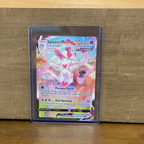 Sylveon Vmax(Alternate Art)
