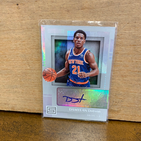 Damyean Dotson: New York Knicks(2017/18) Status Signatures #SG-DDS